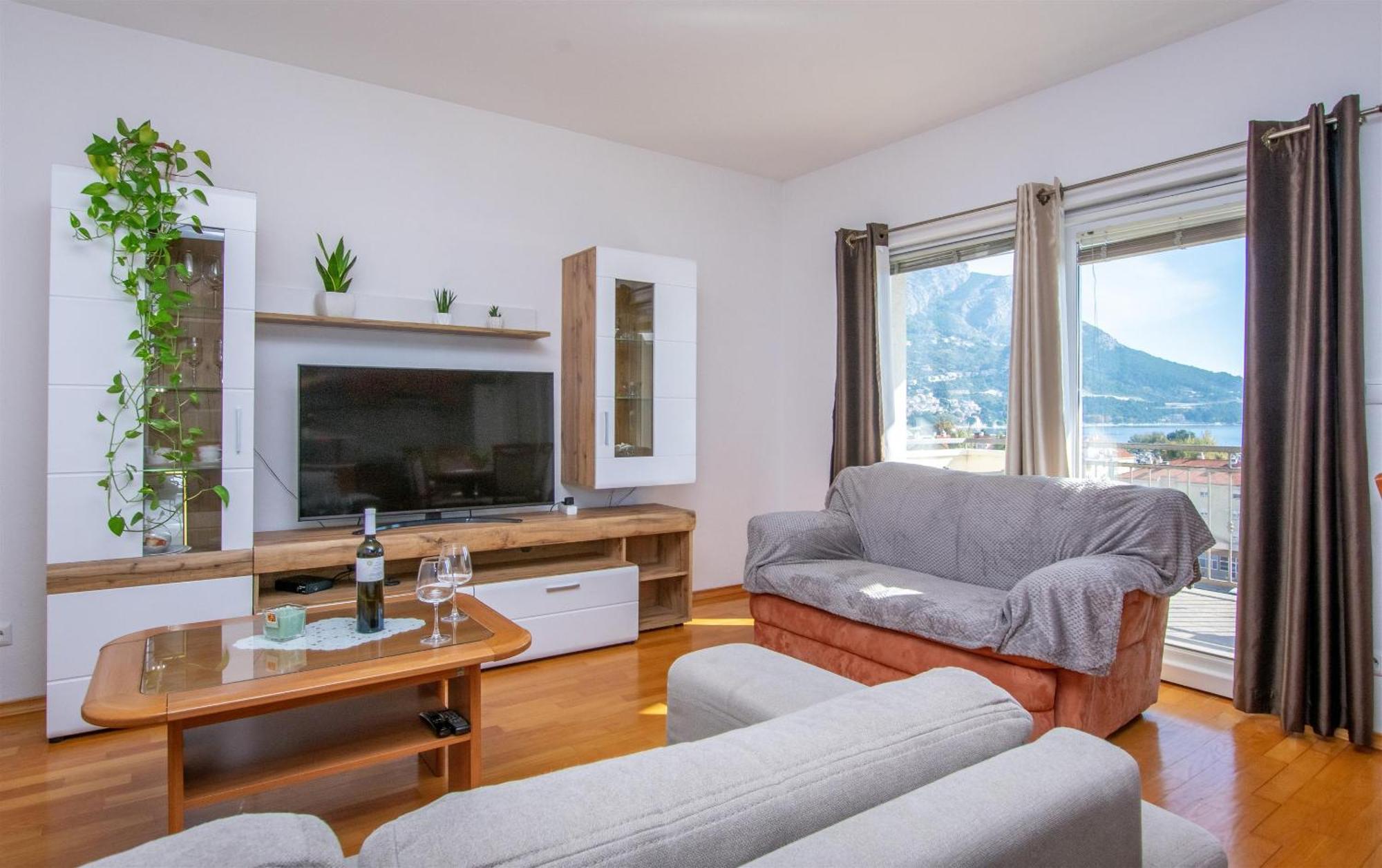 Apartment Zdravko Omiš Esterno foto